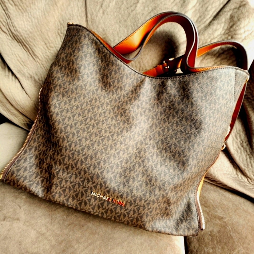 Michael Kors Devon tote